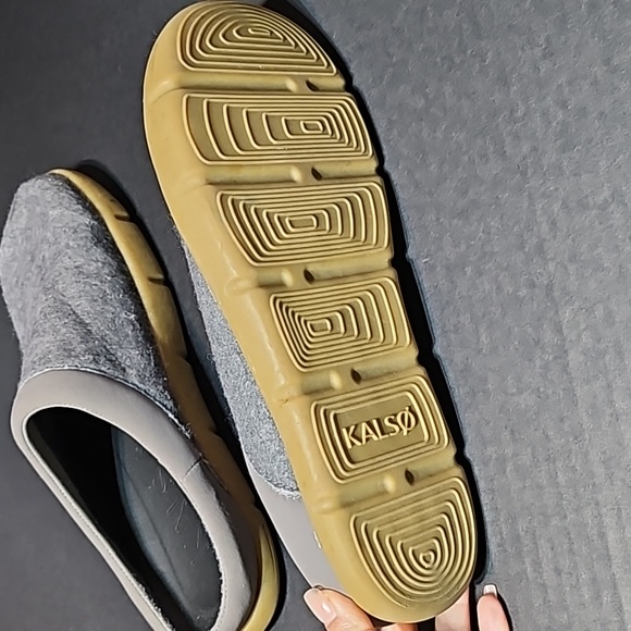 Kalso Gray Earth Shoes - Picture 9 of 10